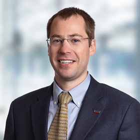 Professional Headshot of Christopher Mueller